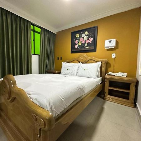 בוגוטה Hotel Bosque Chapinero מראה חיצוני תמונה