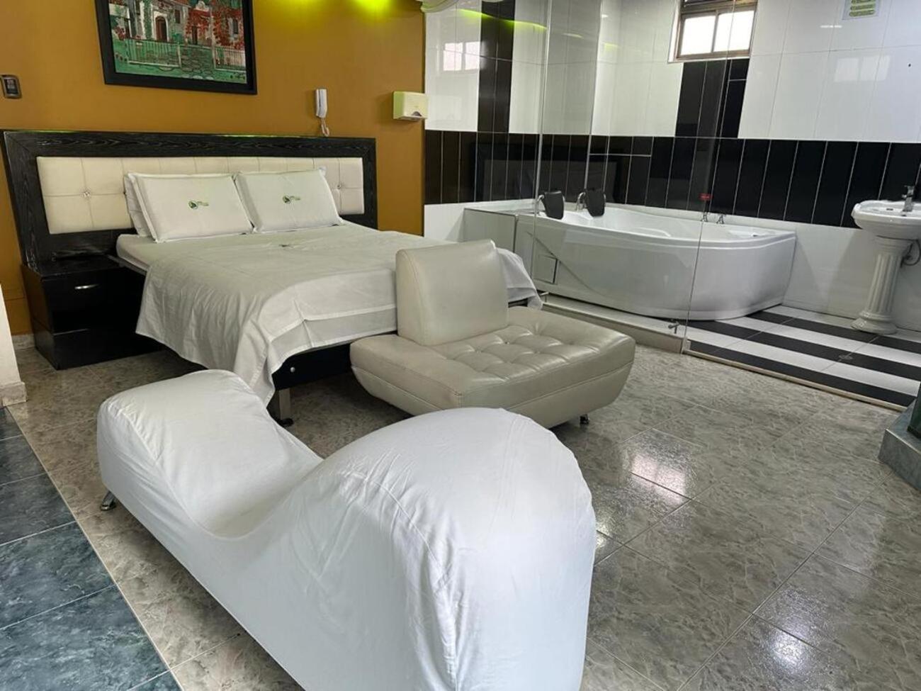 בוגוטה Hotel Bosque Chapinero מראה חיצוני תמונה