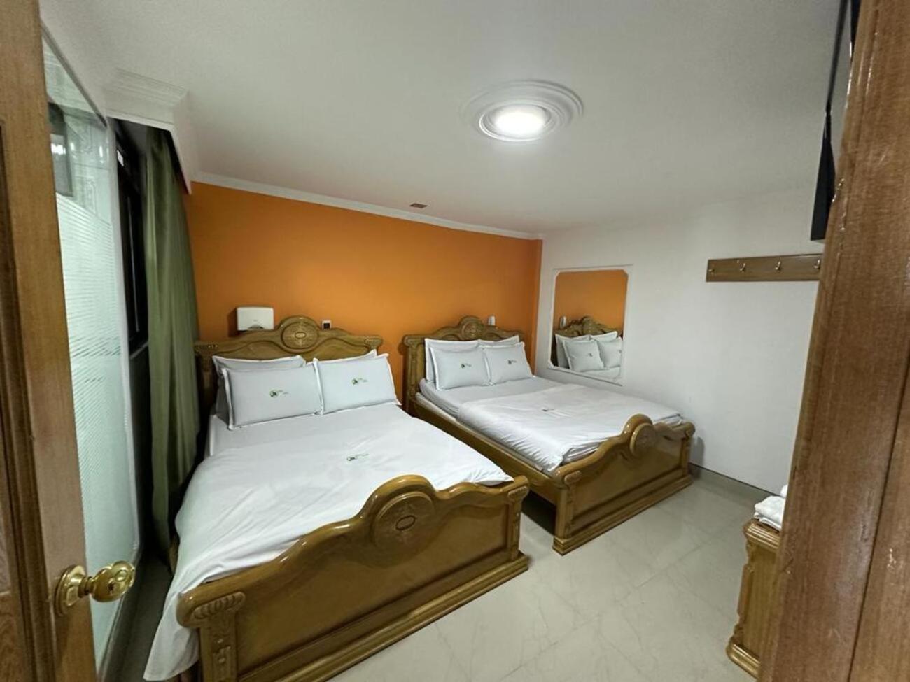 בוגוטה Hotel Bosque Chapinero מראה חיצוני תמונה